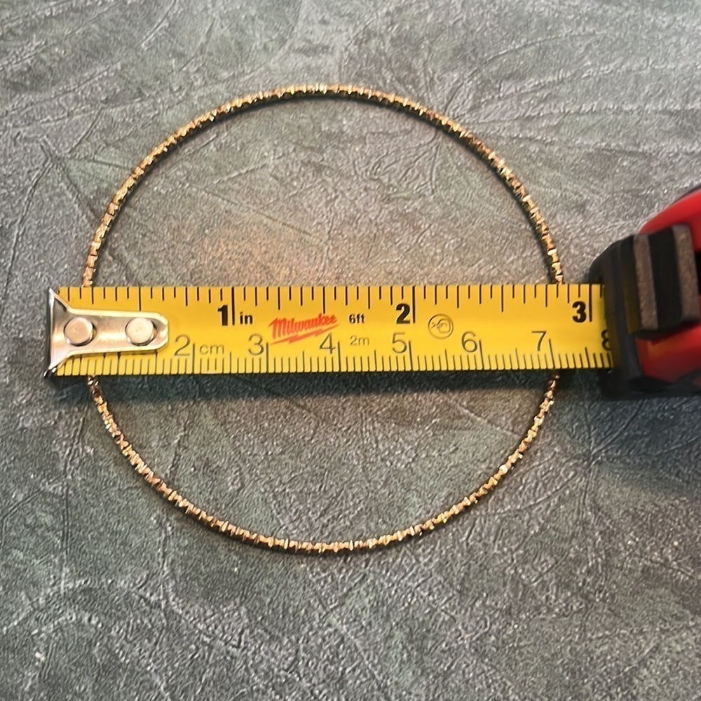 Vintage brass coloured bracelets - Picture 12 of 12